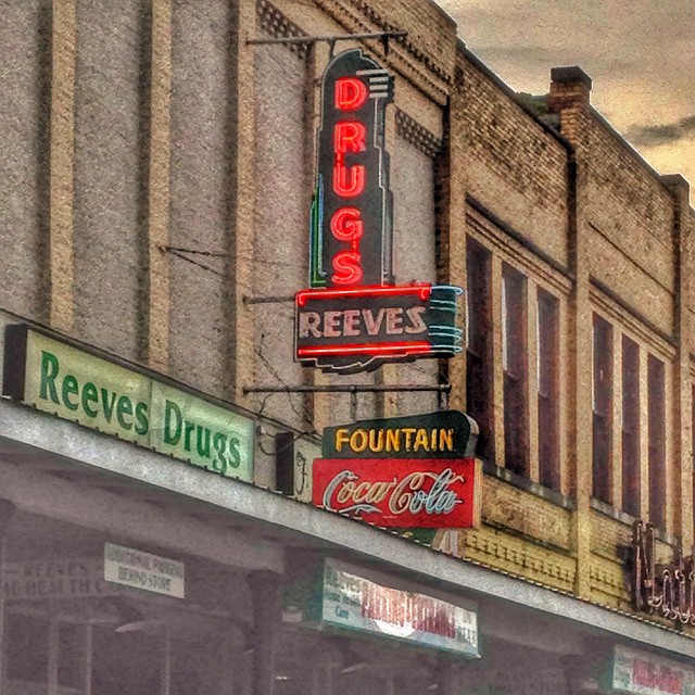 Reeves Drugs