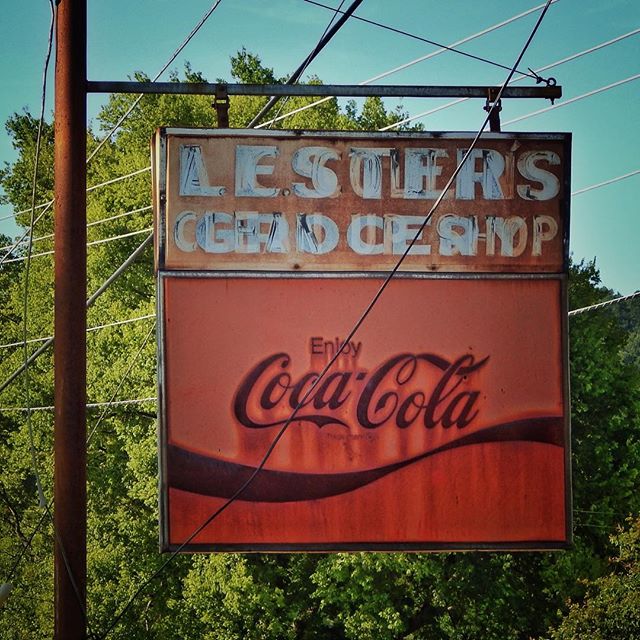 Lester's Grocery