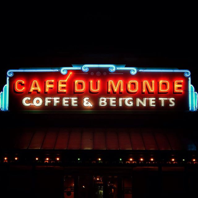 Coffee & Beignets