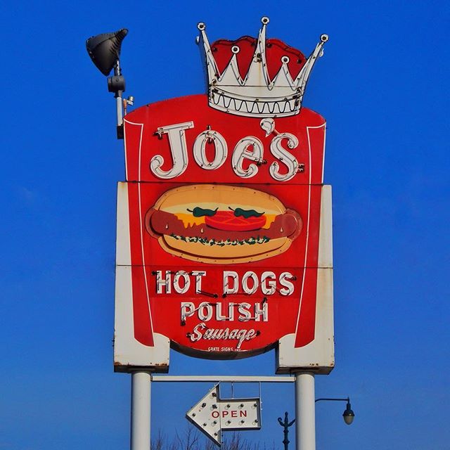 Joe's