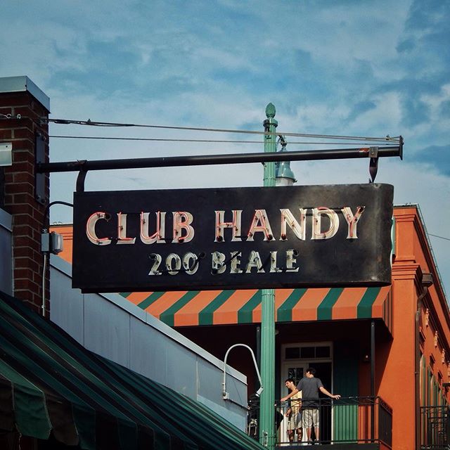 Club Handy